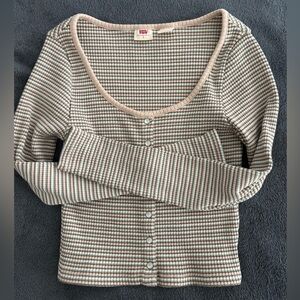 Cropped Long Sleeve Top